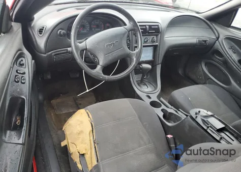 2004 Ford Mustang z USA, uszkodzony, nr VIN 1FAFP40424F103820